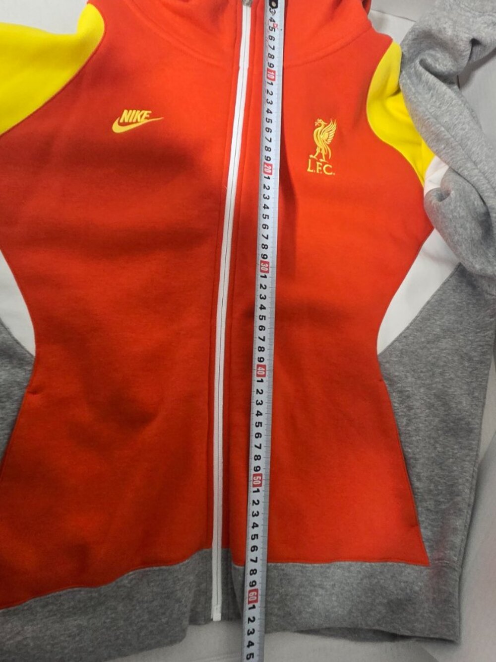 Nike Liverpool FC Women's Full-Zip Hoodie Jacket NWT Medium Red Yellow Grey - Picture 5 of 9